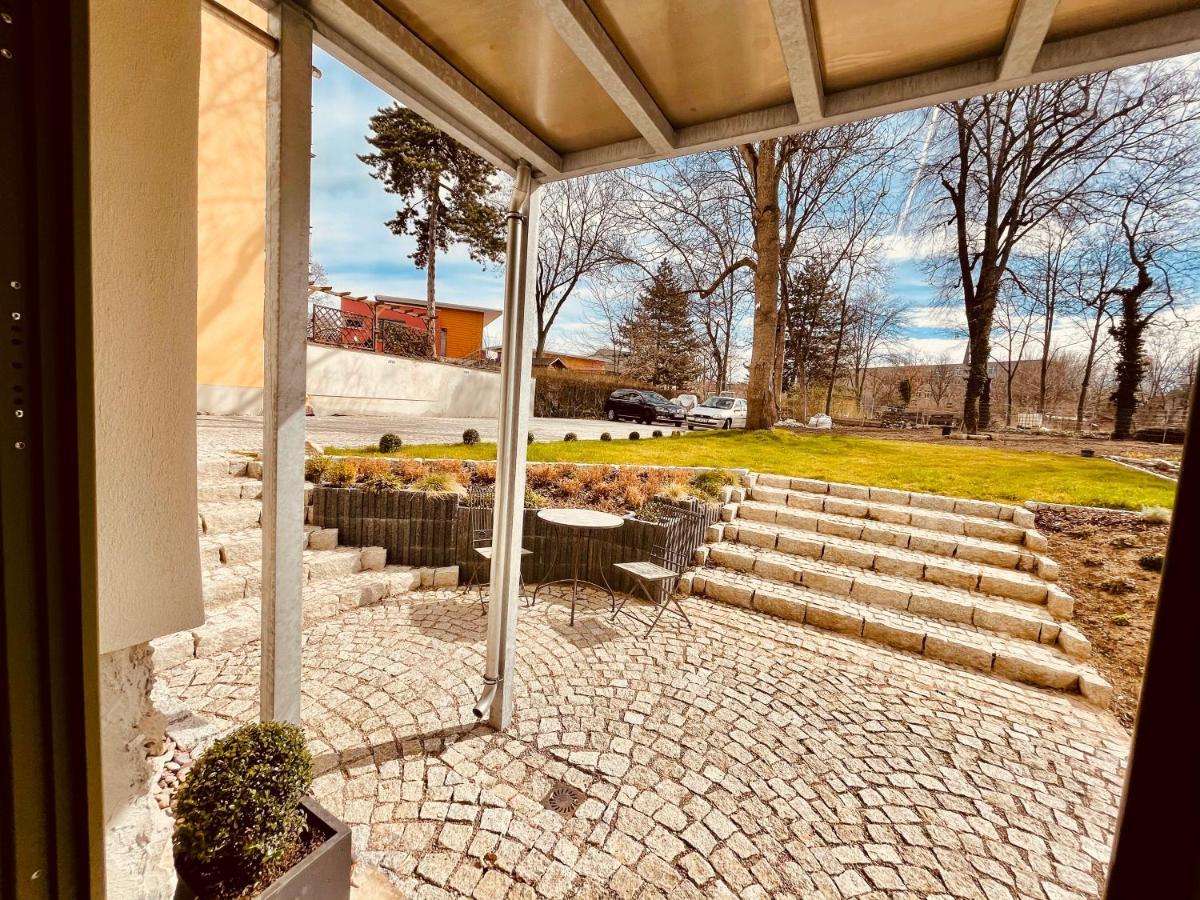 Ferienwohnungen Mey Haus Zum Rosenstock Erfurt Exterior foto